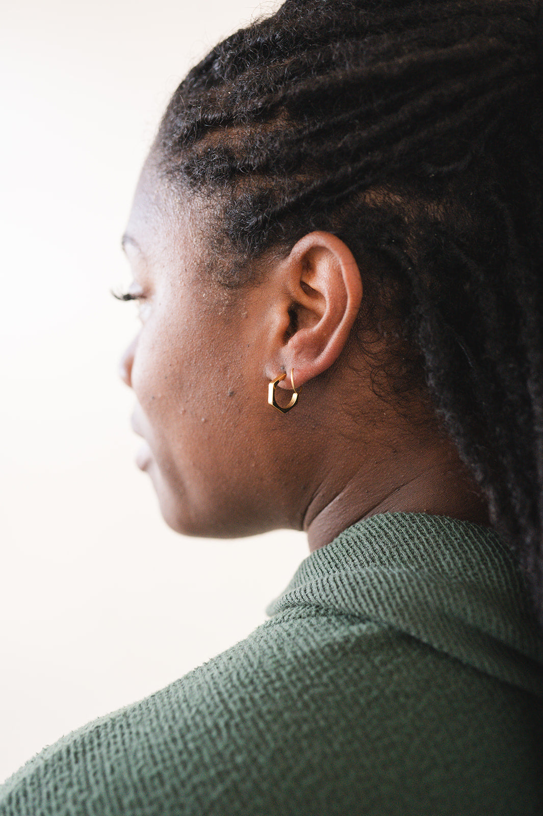 Hex Double Twist Hoops